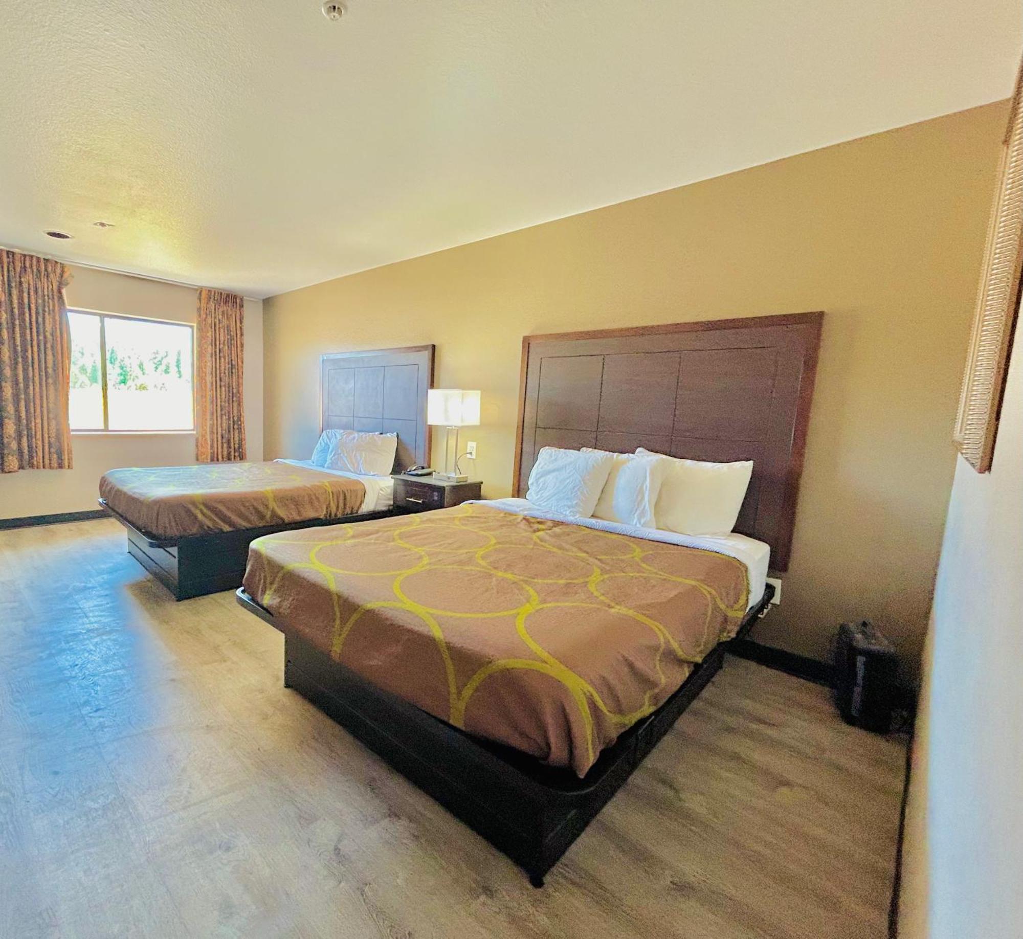 Super 8 By Wyndham Williams West Route 66 - Grand Canyon Area מראה חיצוני תמונה