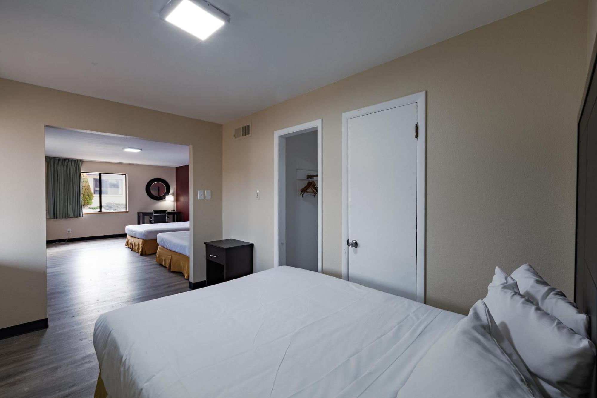 Super 8 By Wyndham Williams West Route 66 - Grand Canyon Area מראה חיצוני תמונה